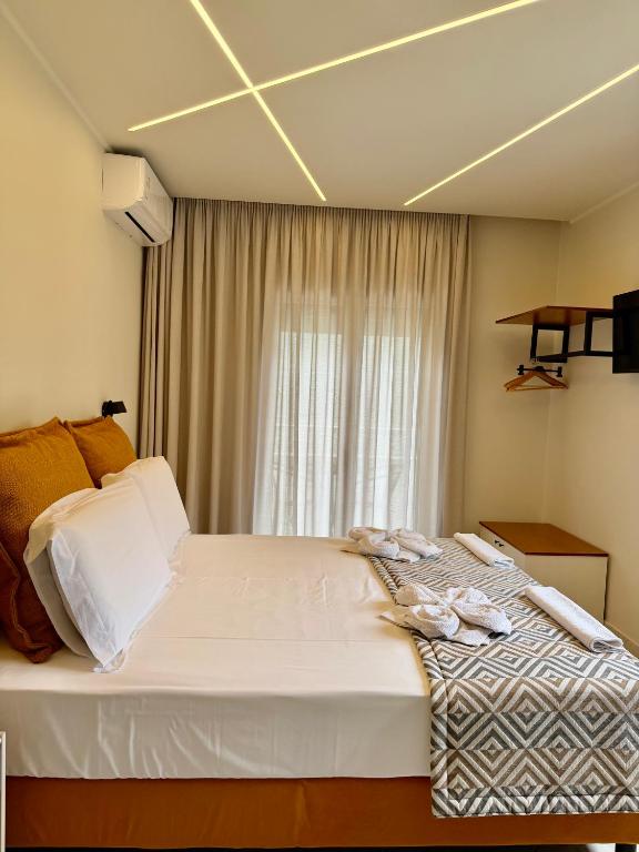 Aliki Studios room
